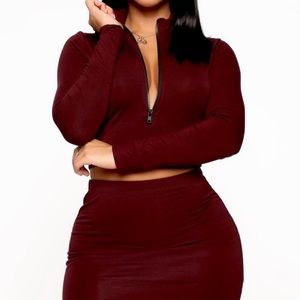 Burgundy never worn zipper top